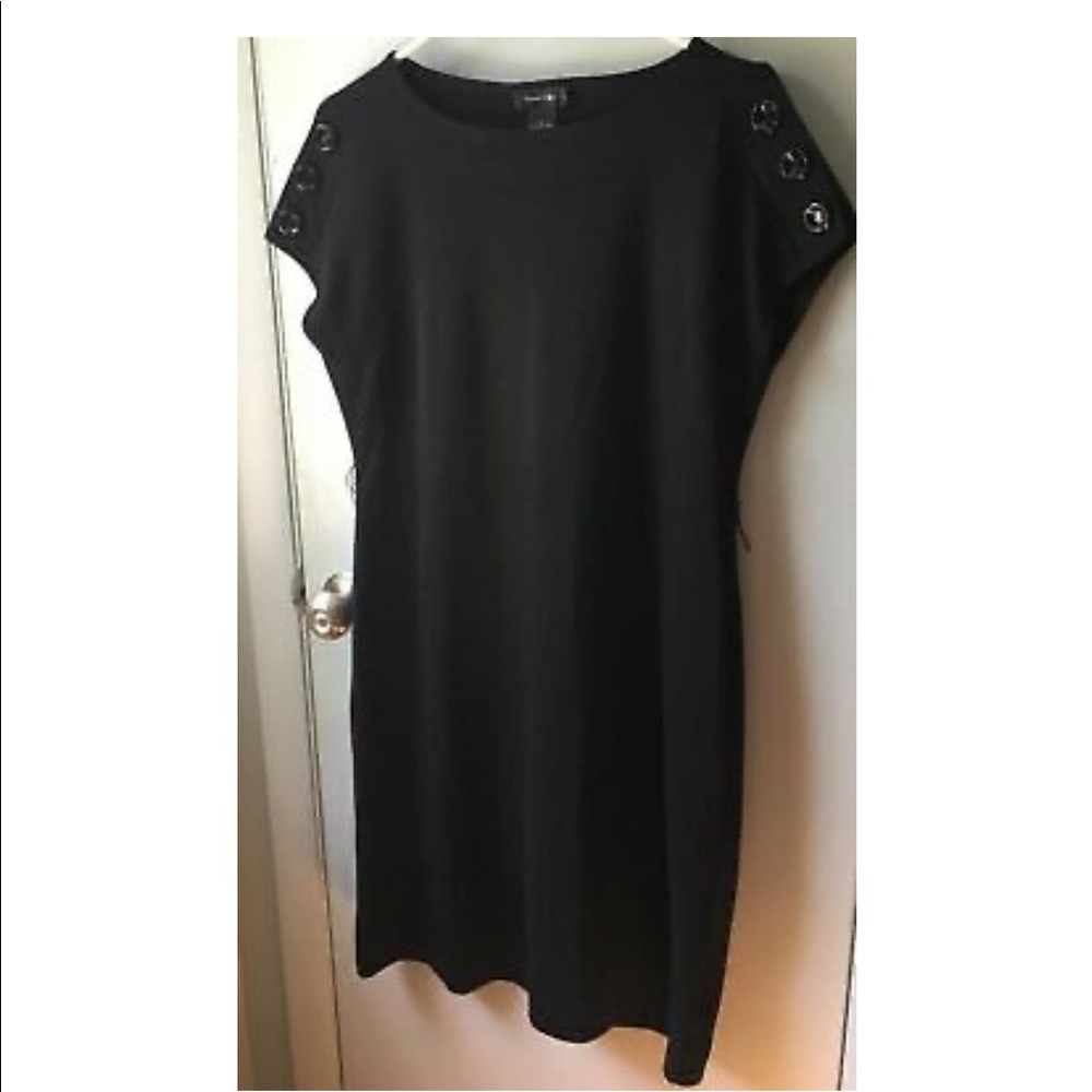 Spense woman’s black dress
